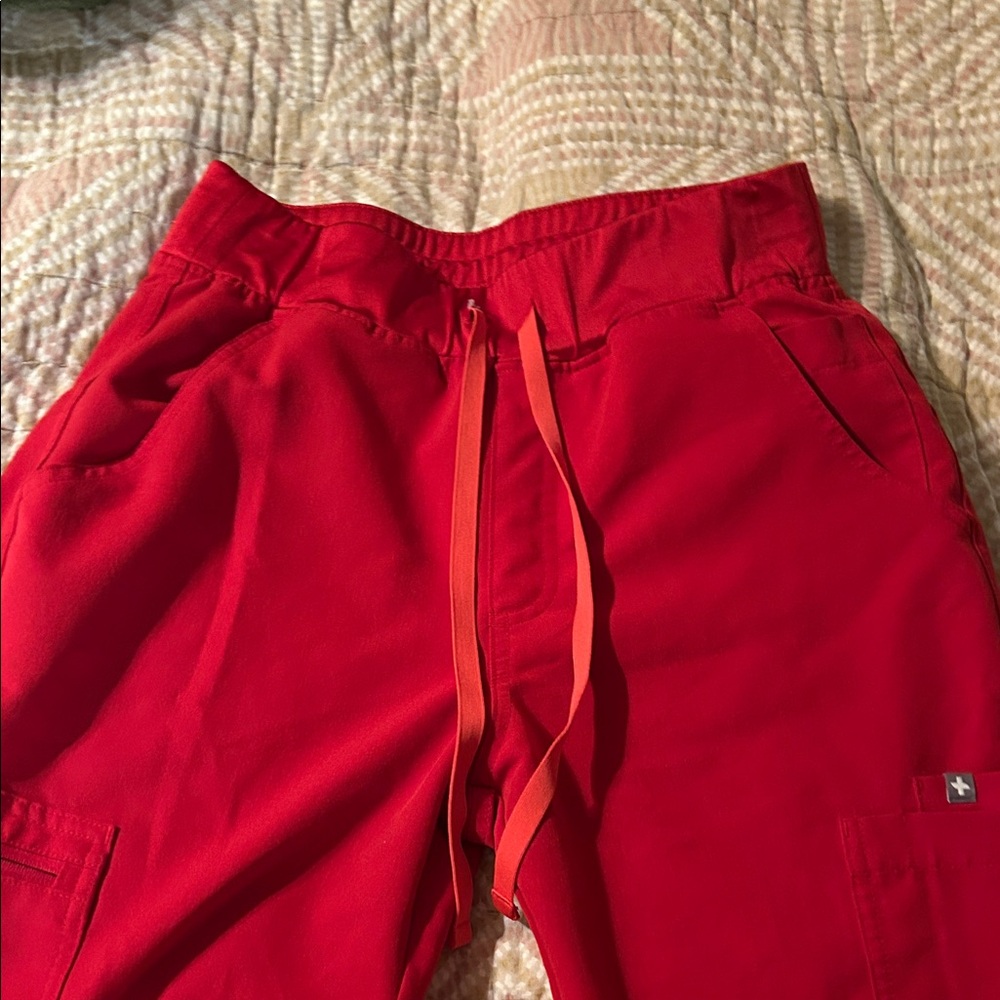 Figs Women's Ankle & Cropped Scrub Pants in Bright Red